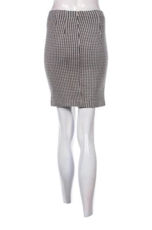 Пола Unbranded, Размер S, Цвят Многоцветен, Цена 8,11 €