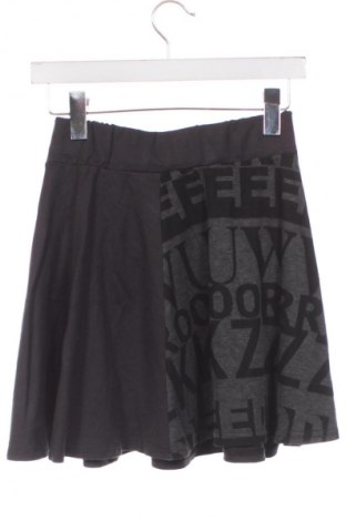 Пола Unbranded, Размер XS, Цвят Многоцветен, Цена 2,04 €