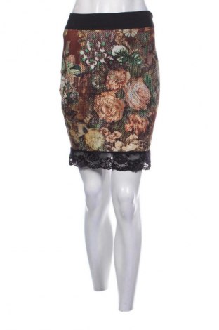 Пола Unbranded, Размер S, Цвят Многоцветен, Цена 2,04 €