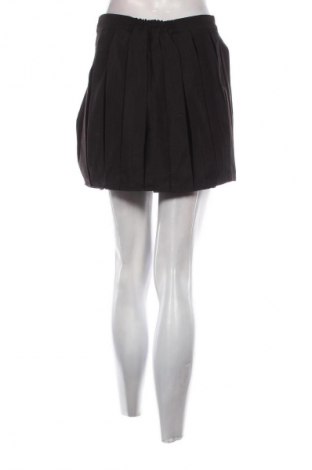 Пола Unbranded, Размер S, Цвят Черен, Цена 2,04 €