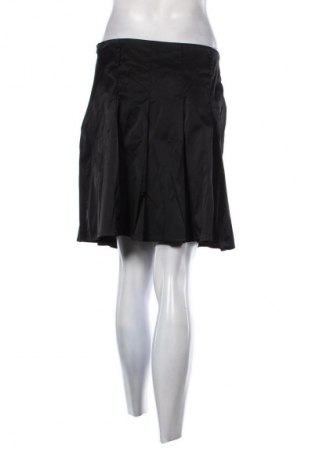 Пола Unbranded, Размер M, Цвят Черен, Цена 2,04 €