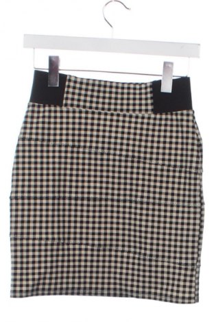 Пола Unbranded, Размер XXS, Цвят Многоцветен, Цена 3,57 €