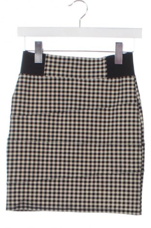 Пола Unbranded, Размер XXS, Цвят Многоцветен, Цена 3,57 €