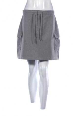 Пола Unbranded, Размер M, Цвят Сив, Цена 4,60 €