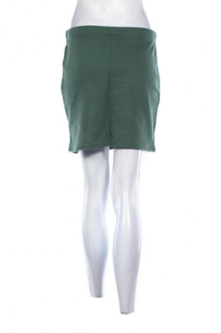 Пола United Colors Of Benetton, Размер M, Цвят Зелен, Цена 3,57 €