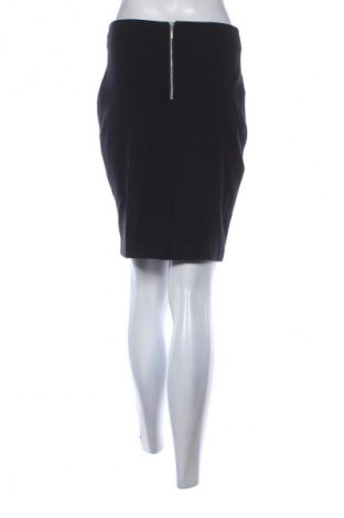 Пола VILA, Размер M, Цвят Черен, Цена 2,04 €