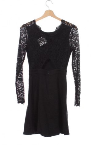 Šaty  About You, Veľkosť XS, Farba Čierna, Cena  3,95 €