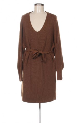 Šaty  Edited, Velikost M, Barva Hnědá, Cena  369,00 Kč