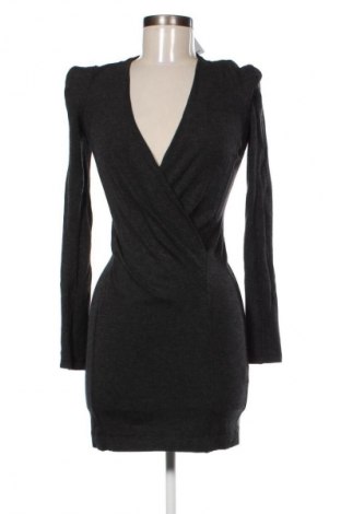 Sukienka French Connection, Rozmiar S, Kolor Szary, Cena 64,99 zł