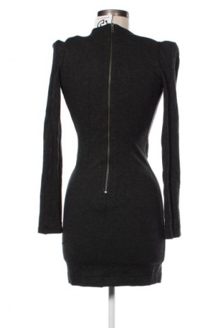 Sukienka French Connection, Rozmiar S, Kolor Szary, Cena 64,99 zł