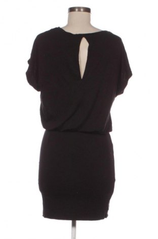 Рокля Gina Tricot, Размер S, Цвят Черен, Цена 2,55 €