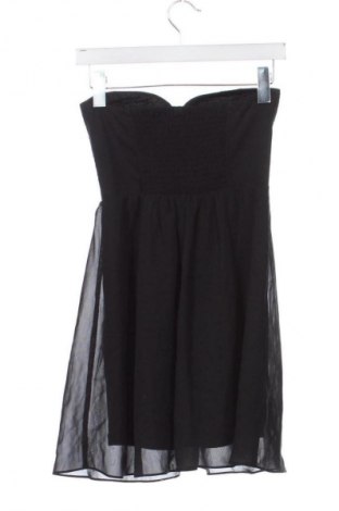 Šaty  H&M Divided, Velikost S, Barva Černá, Cena  139,00 Kč