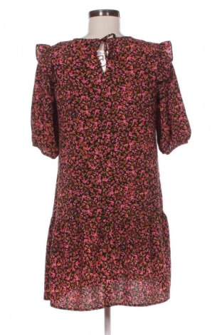 Рокля H&M Divided, Размер S, Цвят Многоцветен, Цена 2,55 €