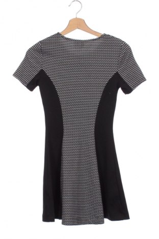 Šaty  H&M Divided, Velikost XS, Barva Vícebarevné, Cena  49,00 Kč
