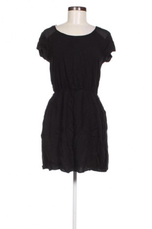 Šaty  H&M Divided, Velikost M, Barva Černá, Cena  49,00 Kč