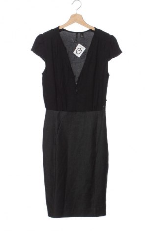 Рокля Mandarina Duck, Размер S, Цвят Черен, Цена 3,57 €