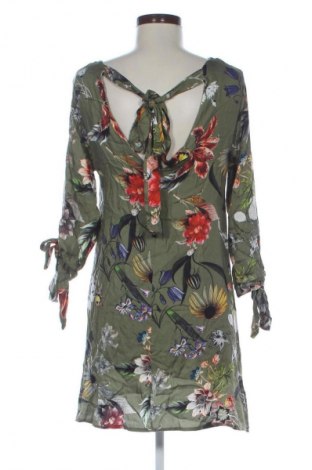 Šaty  NEW COLLECTION, Velikost S, Barva Vícebarevné, Cena  49,00 Kč