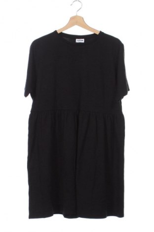 Šaty  Noisy May, Velikost XS, Barva Černá, Cena  459,00 Kč