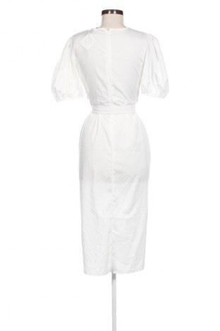 Kleid SHEIN, Größe S, Farbe Weiß, Preis 9,99 €