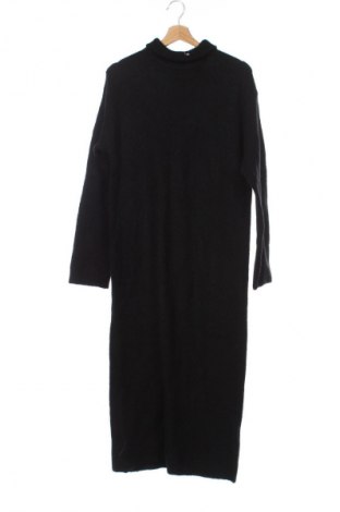 Ruha Selected, Méret XS, Szín Fekete, Ár 9 149 Ft