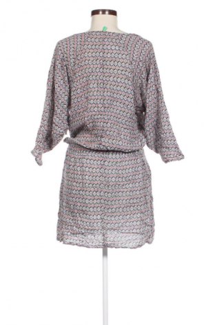 Šaty  United Colors Of Benetton, Velikost M, Barva Vícebarevné, Cena  129,00 Kč