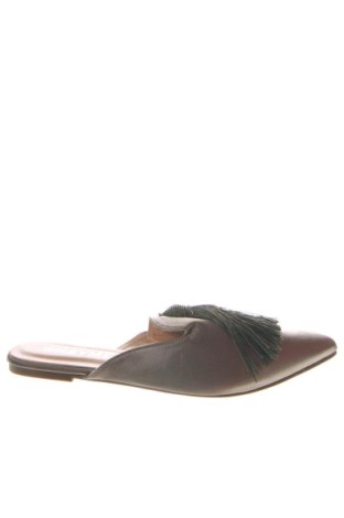 Papuci Unbranded, Mărime 41, Culoare Bej, Preț 136,00 Lei, #136644916