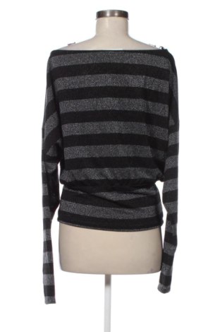 Damen Shirt Bershka, Größe XL, Farbe Mehrfarbig, Preis € 20,99