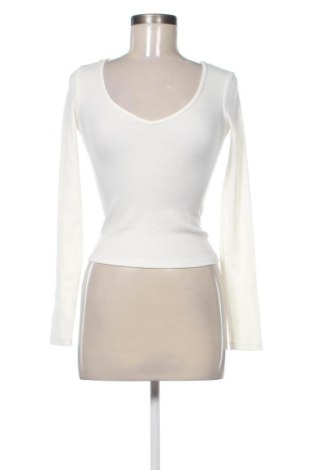 Dámska blúza Bershka, Veľkosť S, Farba Biela, Cena  10,00 €, #136602649