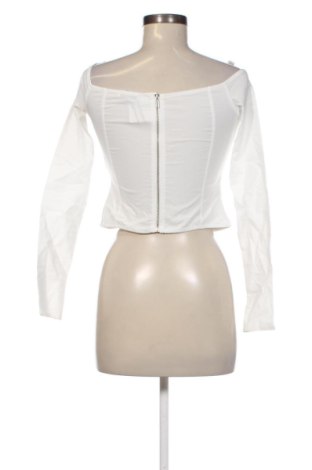 Дамска блуза Bershka, Размер XS, Цвят Бял, Цена 8,18 €