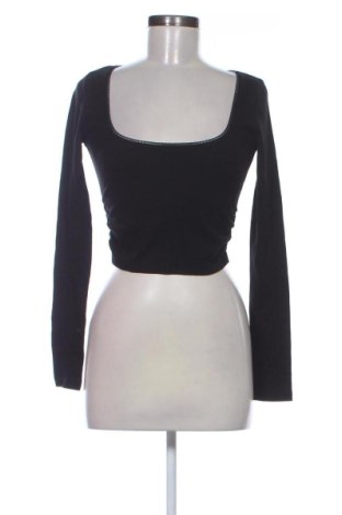 Дамска блуза Bershka, Размер M, Цвят Черен, Цена 16,36 €