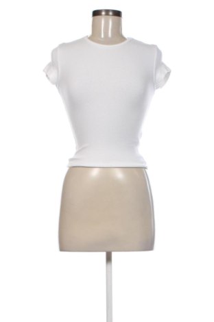 Дамска блуза Bershka, Размер S, Цвят Бял, Цена 13,29 €