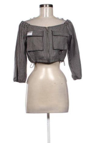 Дамска блуза Bershka, Размер S, Цвят Многоцветен, Цена 10,00 €