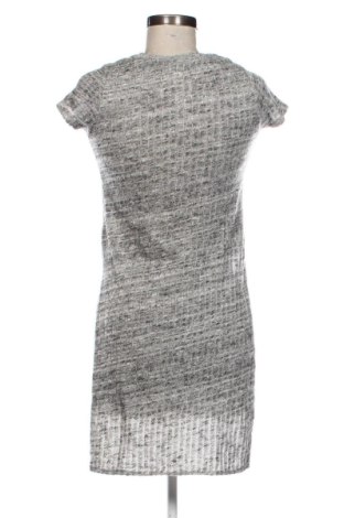 Damen Shirt Bershka, Größe XS, Farbe Grau, Preis 10,00 €