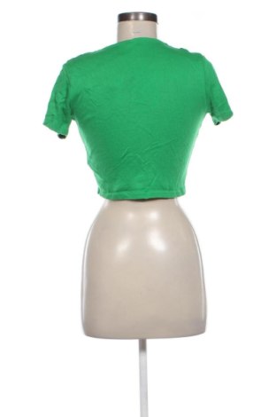 Дамска блуза Bershka, Размер M, Цвят Зелен, Цена 10,22 €