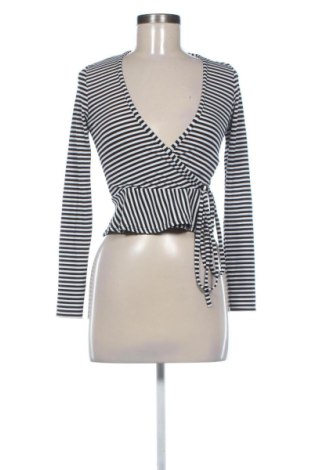 Дамска блуза Boohoo, Размер XS, Цвят Многоцветен, Цена 10,22 €