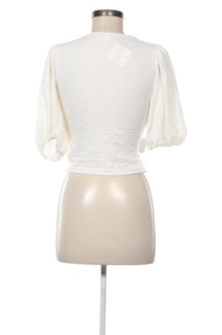 Дамска блуза Monki, Размер M, Цвят Бял, Цена 6,00 €