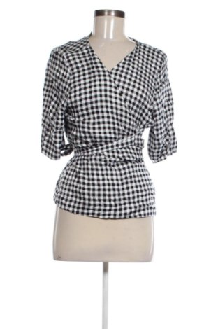 Дамска блуза Monki, Размер S, Цвят Многоцветен, Цена 6,13 €