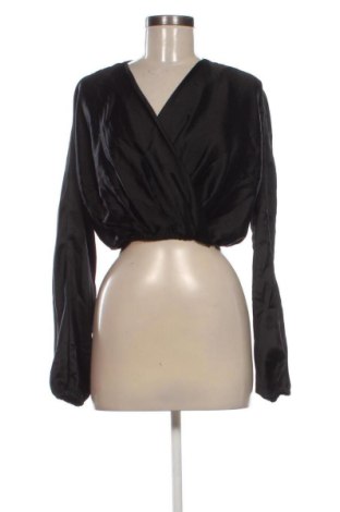 Damen Shirt NA-KD, Größe M, Farbe Schwarz, Preis 22,99 €
