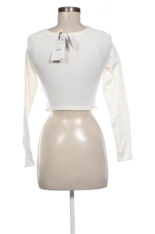 Дамска блуза Pull&Bear, Размер S, Цвят Бял, Цена 16,36 €