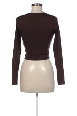 Дамска блуза Stradivarius, Размер M, Цвят Кафяв, Цена 10,22 €