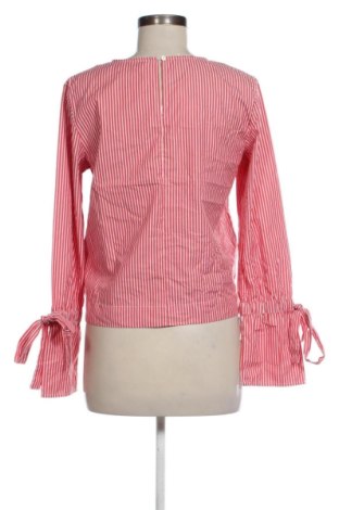 Дамска блуза Unbranded, Размер M, Цвят Многоцветен, Цена 10,00 €