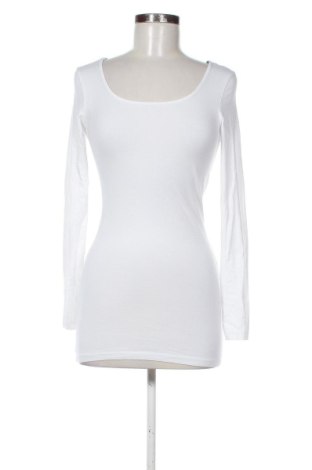 Дамска блуза Vero Moda, Размер S, Цвят Бял, Цена 14,31 €, #136674659