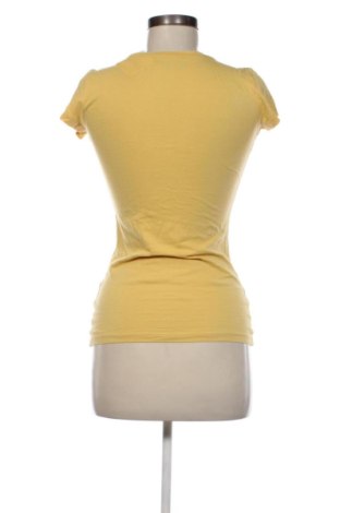 Damen T-Shirt Guess, Größe XS, Farbe Gelb, Preis 21,99 €