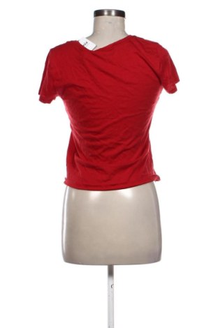 Дамска тениска Guess, Размер M, Цвят Червен, Цена 16,87 €