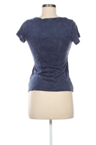 Дамска тениска Guess, Размер M, Цвят Многоцветен, Цена 37,32 €