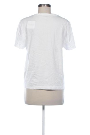 Γυναικείο t-shirt Tom Tailor, Μέγεθος M, Χρώμα Λευκό, Τιμή 9,00 €