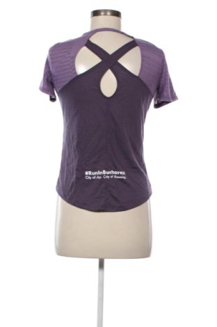 Γυναικείο t-shirt Under Armour, Μέγεθος XS, Χρώμα Βιολετί, Τιμή 37,99 €
