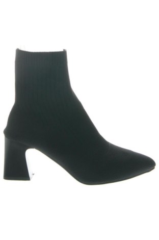 Botine de damă Unbranded, Mărime 40, Culoare Negru, Preț 166,82 Lei, #136621291