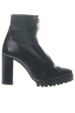 Dámské poltopánky Zara, Veľkosť 36, Farba Čierna, Cena  18,95 €, #136584790