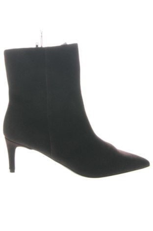 Botine de damă Zign, Mărime 40, Culoare Maro, Preț 375,35 Lei, #136605555
